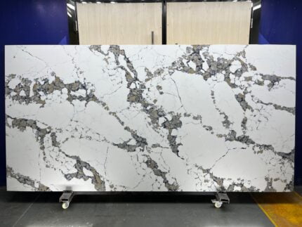 Stormy Mirage Quartz-K9303