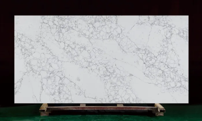 Clouded Silver Quartz-K9804